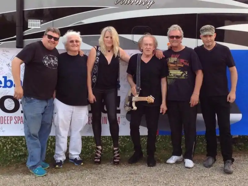 Donny Baldwin (second from right) with Jefferson Starship in 2014