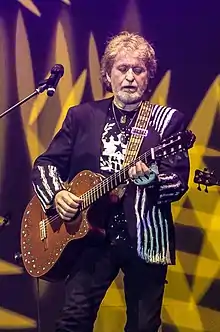 Anderson performing with Yes ft. ARW in 2017