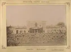 Front view of the Beretvás castle