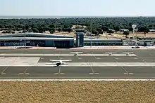 Apron and terminal building