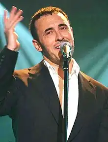 Image 7Kadim Al Sahir known as "The Caesar" of Arabic songs. Considered as one of the most successful singers in the history of the Arab World. (from Music of Iraq)
