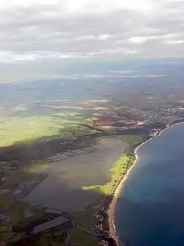 Aerial photograph of Kealia Pond