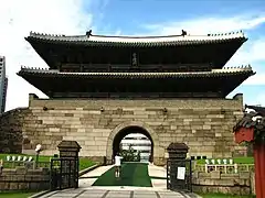 Sungnyemun before the 2008 fire