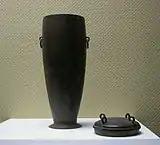 Bronze wine vessel