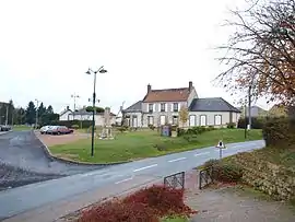 The town hall square in La Selle-en-Hermoy