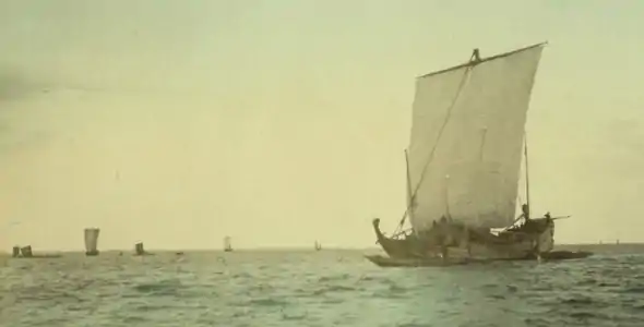 Large ship with 18-panel sail, 1890