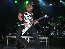 Machine Men guitarist J-V Hintikka live at the Earthshaker Roadshock Tour 2007 in Nürnberg