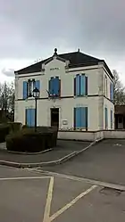 The town hall in Corancez