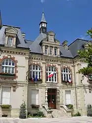 The town hall in Malesherbes