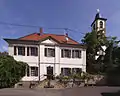 Schloßstraße 14 und 16 – Evangelical rectory and church