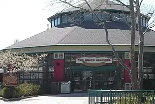 Mangels-Illions Carousel, after its 2000 restoration, on the grounds of the Columbus Zoo and Aquarium in Columbus, Ohio