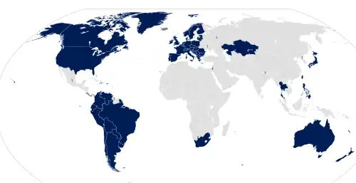 Countries allowing gay personnel to serve