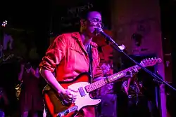 Maria Gadú performing at Citibank Hall.