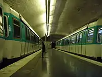 MF 77 rolling stock on Line 8 at Lourmel