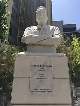 Michael DeBakey's university statue