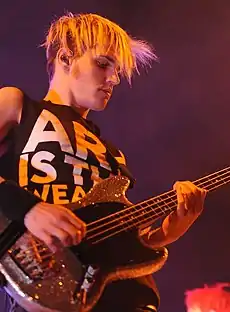 Way performing in 2011 on his signature Squier Mustang Bass