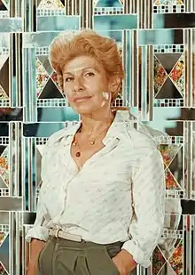 Monir Shahroudy Farmanfarmaian: painter and sculptor