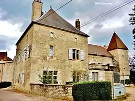 Bouday House in Montbozon