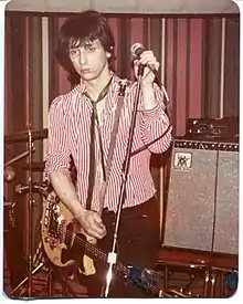 Thunders performing at the VFW Post in Ann Arbor, Michigan in July 1979. He was then collaborating with Wayne Kramer of MC5, as Gang War.