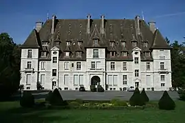 The chateau in Nanteau-sur-Lunain