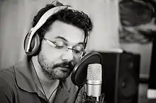 Misra recording his poems Purane Khat