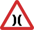 B35: Narrow bridge ahead