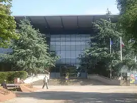 The town hall in Coudekerque-Branche