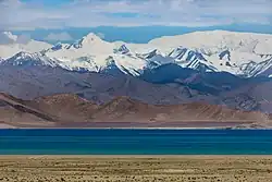 Karakul Lake