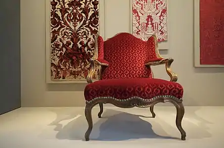 Armchair with padded wings (about 1750)