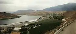 A view Pateros, Washington from northeast of the town