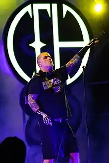 Anselmo performing with Pantera in 2022