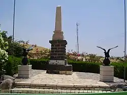 A 1914 Ottoman memorial for two killed pilots, 1,5 km east of the village site