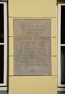 Plaque commemorating Pola Gojawiczyńska at 6/8 Brzozowa Street in Warsaw