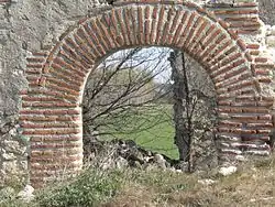 Entrance of the Hermitage de Bernuy.