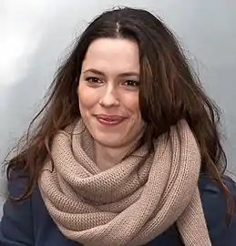 Rebecca Hall was born to a mother of Sioux, African-American, Scottish and Dutch extraction and an English father.
