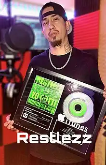 Restlezz with Itunes plaque