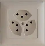Type 13 triple socket (10&nbsp;A)
