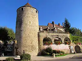 Tour Rouge (Red Tower) in Buxy