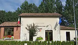 The town hall in Saint-Eutrope-de-Born