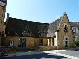 The town hall in Saint-Geniès