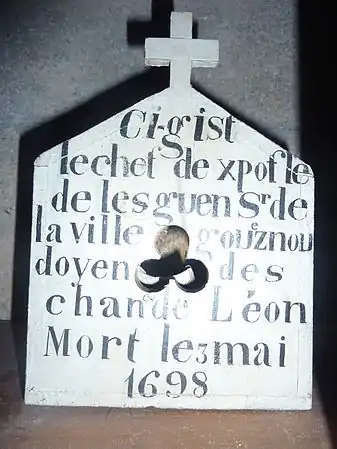 An individual skull box