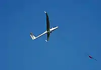 A DG1000 being winch-launched