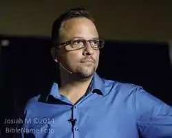 Andrews at Apostacon, 2014