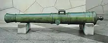 One of the cannons of Odaiba, now at the Yasukuni Shrine. 80-pound bronze, bore: 250mm, length: 3830mm