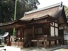 Hirairi style: entrance on the non-gabled side
