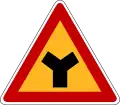 Y-shaped intersection