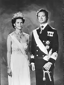 Silvia wearing the Braganca tiara and the Russian pink topaz parure in her first official photo 1976