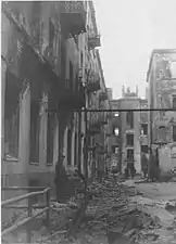 NARA copy #49, IPN copy #51no image caption, in section This is how the former Ghetto looks after having been destroyedProbably court yard of Franciszkańską 26