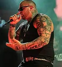 Struggle Jennings performing in 2018