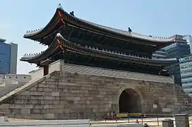 Namdaemun, back of gate, left side